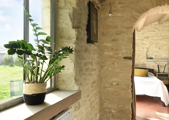 Villa 015 Le Moulin Rouge